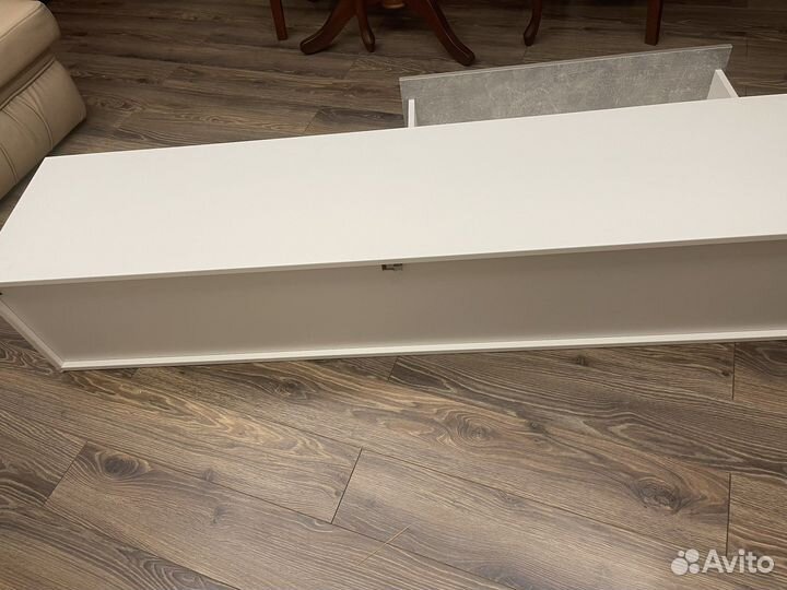 Полка настенная навесная