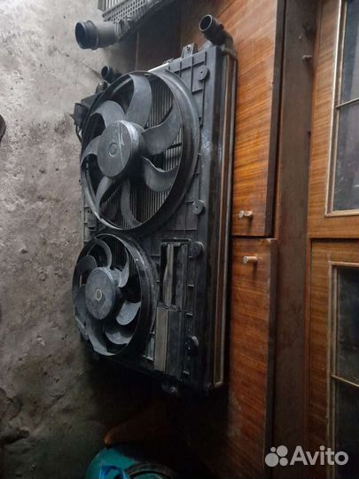 Вентилятор(диффузор радиатора) фольксваген пассат