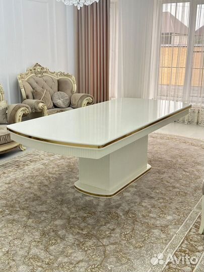 Обеденный стол \ Доставка по всей России