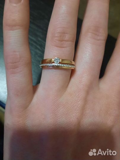 Продам золотое кольцо