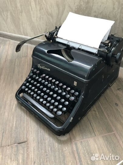 Печатная пишущая машинка