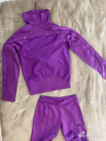 Спортивный костюм adidas