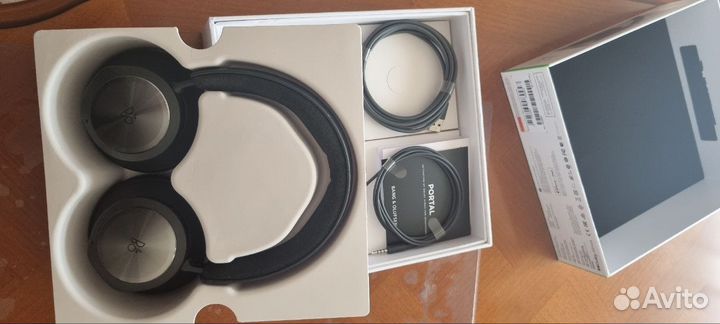 Наушники bang and olufsen Portal