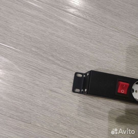 Блок розеток в стойку(шкаф)