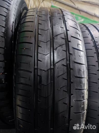 Bridgestone Ecopia EP200 215/60 R17 96H