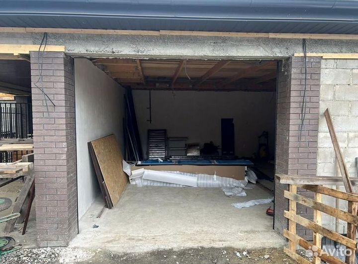 Секционные ворота