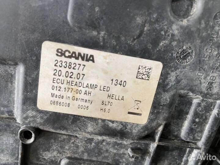 Фара правая Scania 6-series 2674391
