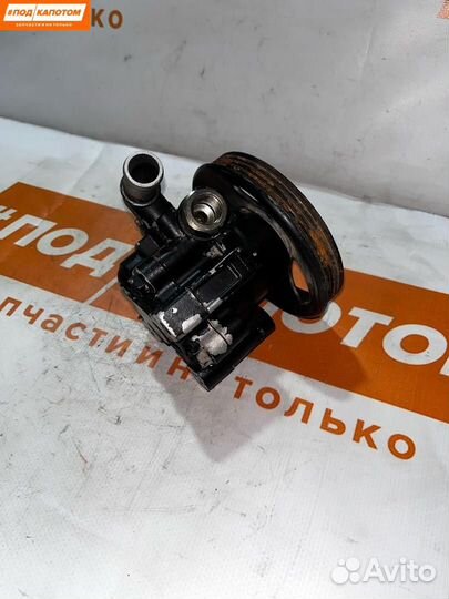 Насос гидроусилителя руля Chevrolet Cruze 96837813