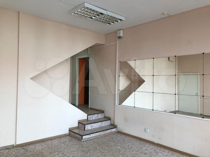 Помещение 46 м² с арендатором, центр города