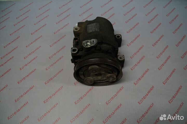 Nissan 92600-2J004 Компрессор кондиционера