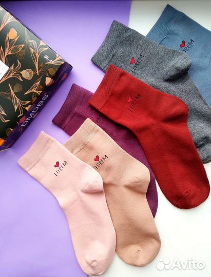 Носки женские в подарочной коробке с мылом