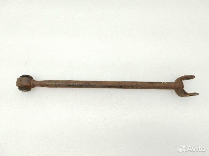 Рычаг поперечный задний левый Toyota Camry XV30