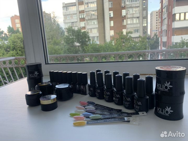 Набор для маникюра (Гели + ком. базы + гель-лаки)