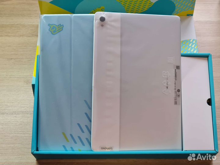 Новый Lenovo Tab P11 Plus 6/128+оригинальный чехол