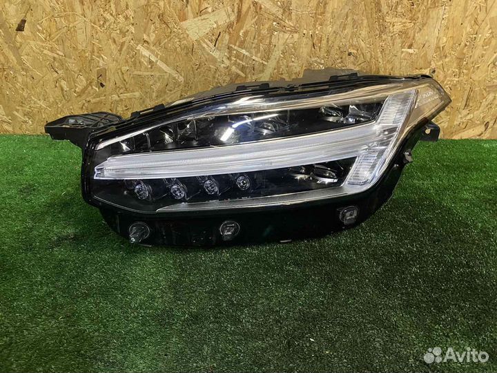 Фара левая Volvo XC90 2 (2018-2023) LED