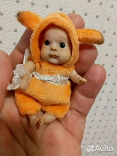Коллекционная кукла- миниатюра