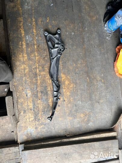 Подрамник Honda CBR1000RR 12-16