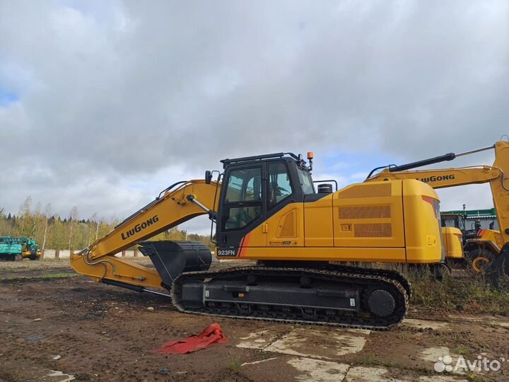 Гусеничный экскаватор LiuGong 923FN, 2023