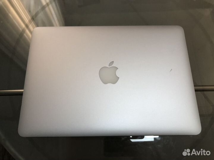 Macbook Pro 13 2015\Акб 100%