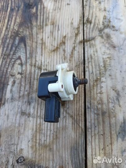 Датчик положения кузова Toyota, Lexus, Mitsubishi