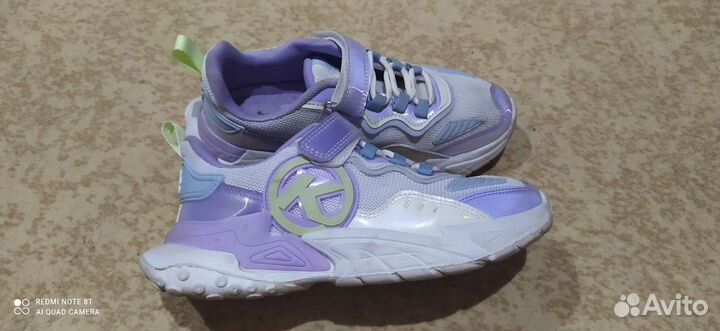 Кроссовки для девочки 36 размер
