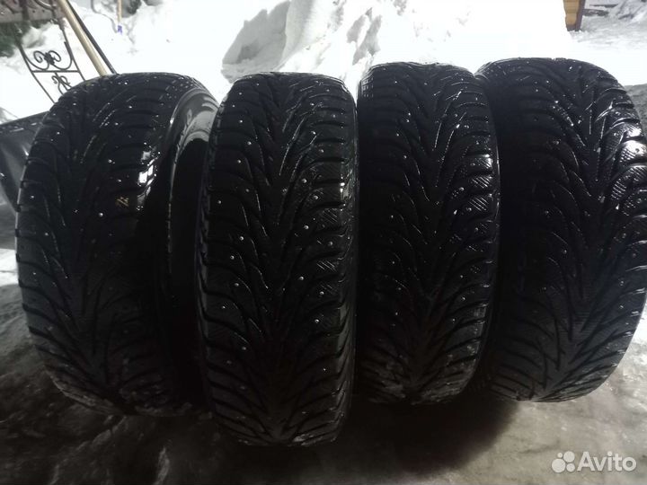 Yokohama IceGuard Stud IG65 235/60 R18