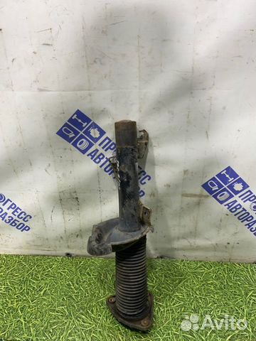 Амортизатор подвески передний правый Volvo S40