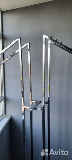 Вешалка для одежды напольная