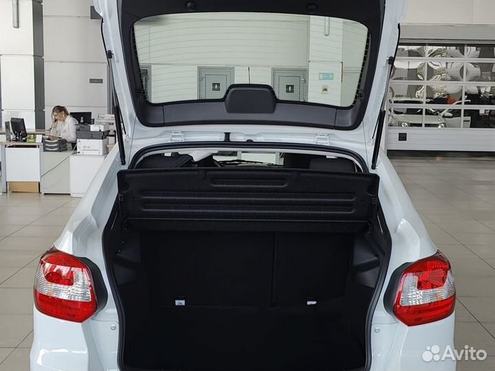 LADA Granta 1.6 МТ, 2023