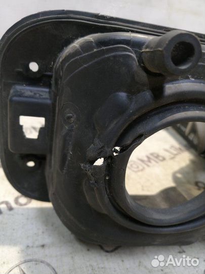 Лючок топливного бака Mercdes S-Class W221