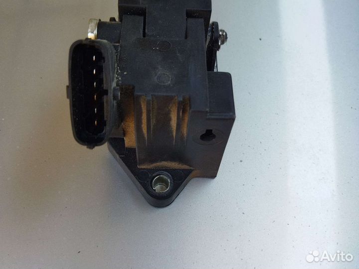 Педаль газа kia sorento 35190-4x600