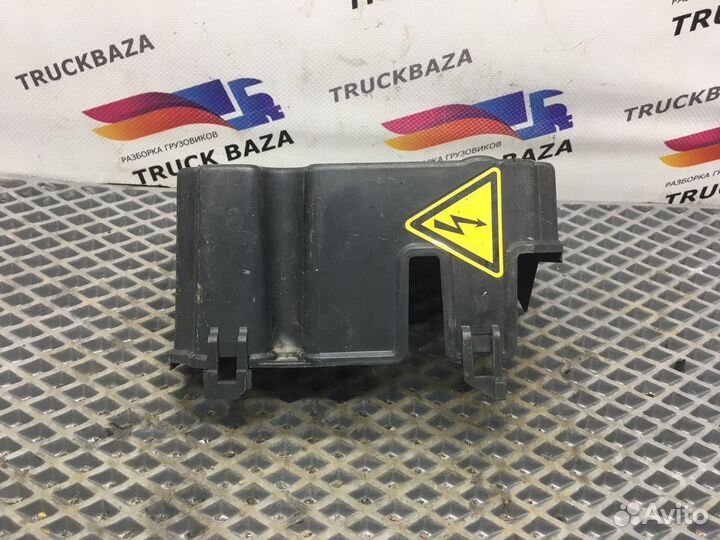 Крышка преобразователя напряжения Volvo FH