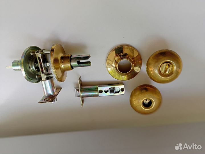 Дверная ручка