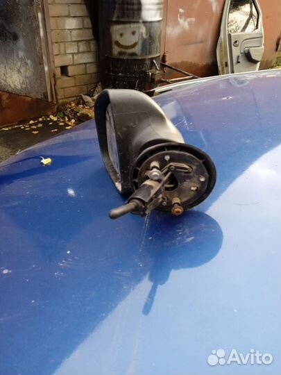 Боковое зеркало на renault logan