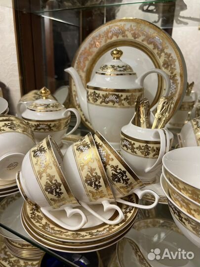 Чайно столовый сервиз на 12 персон