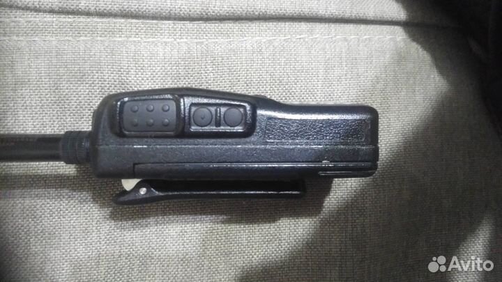 Yaesu ft-60r