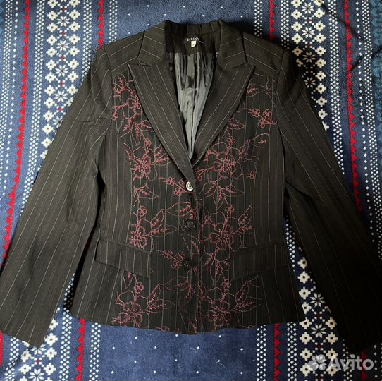Пиджак женский 46 размер