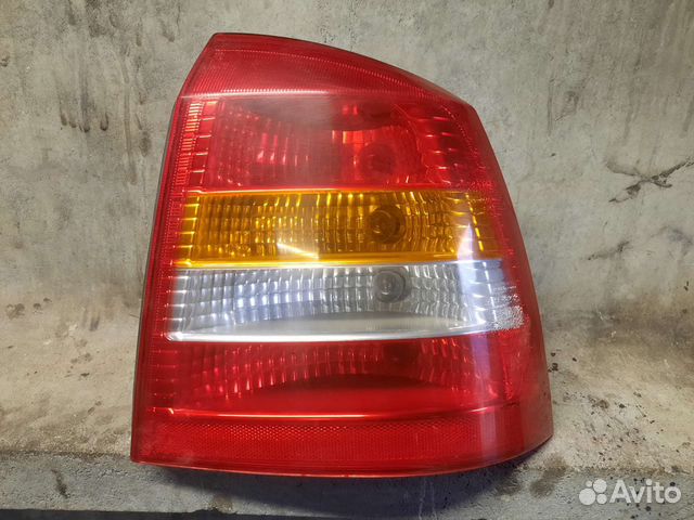 Задний правый фонарь Opel Astra G