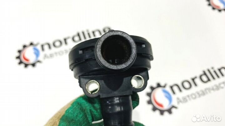 Клапан вентиляции картерных газов Skoda Fabia 2