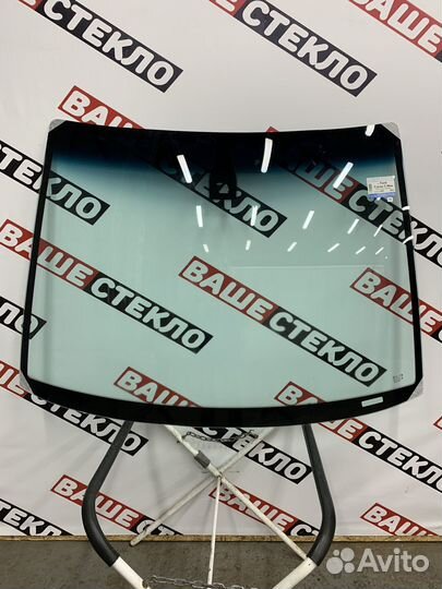 Лобовое стекло Ford Focus C-MAX Установка 1ч