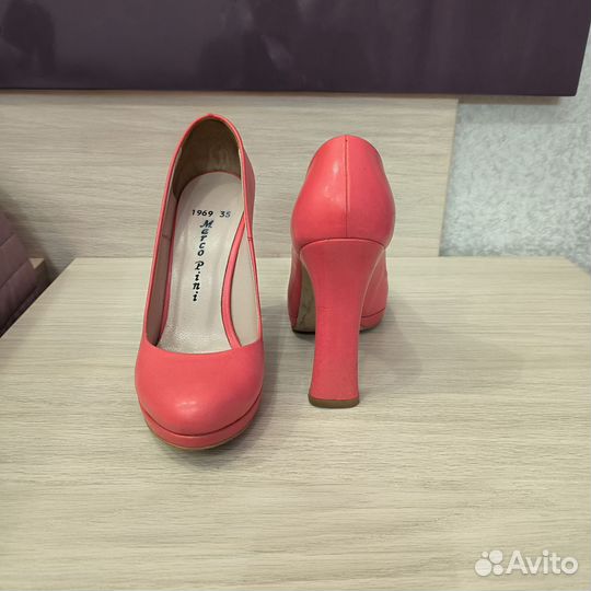 Туфли женские 35 размер