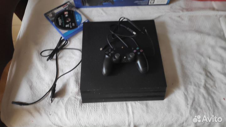 Sony playstation ps4 pro 1tb