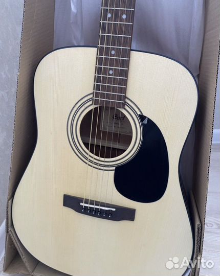 Акустическая гитара cort