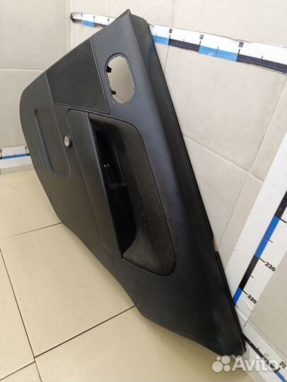 Обшивка двери задней правой ford Fusion 2002-2012