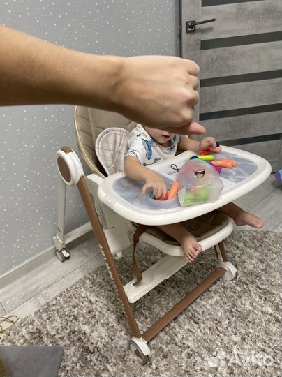 Стульчик для кормления happy baby berny v2