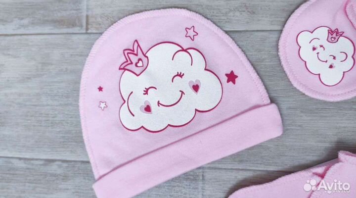 Комплект на новорожденного новый