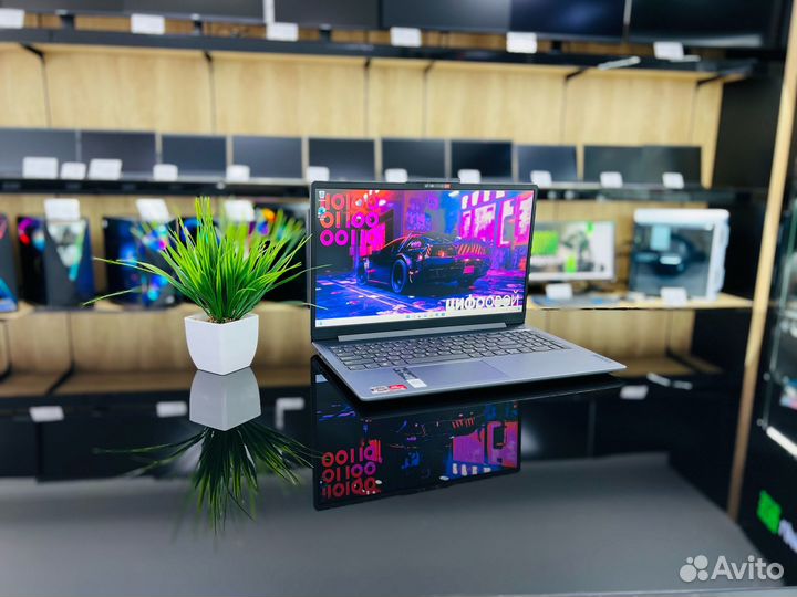 Мощный ноутбук Lenovo 15,6