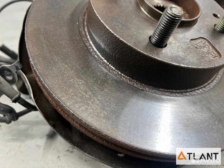 Ступица передняя правая mazda demio