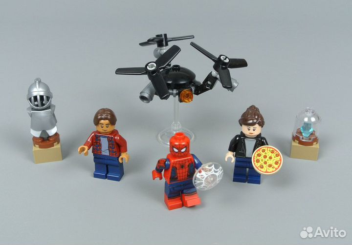 Lego spider man and the sale museum break in