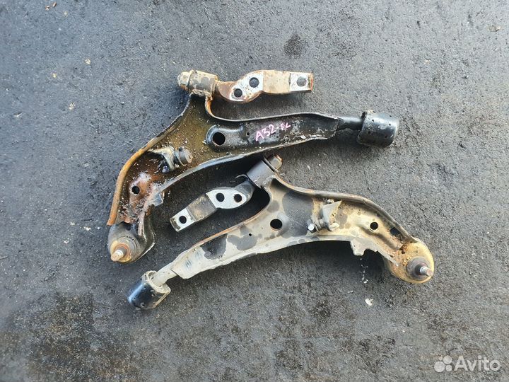 Рычаг перед лево c Nissan Cefiro WA32 VQ20DE